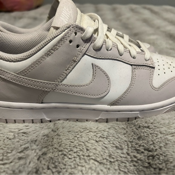 Nike dunks - Picture 1 of 2